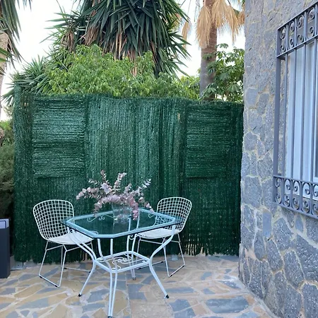 Estudio Pedregalejo Garden 2 Apartamento *